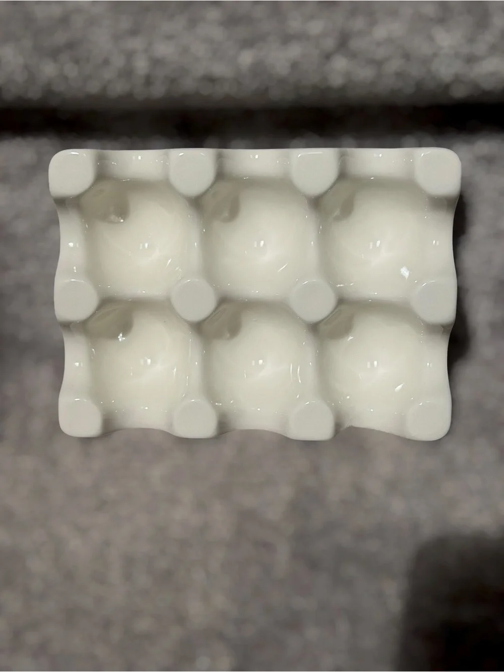 Fishs Eddy Farmers Market 6 Egg Tray White Ceramic Cottagecore Kitchen Farmhouse